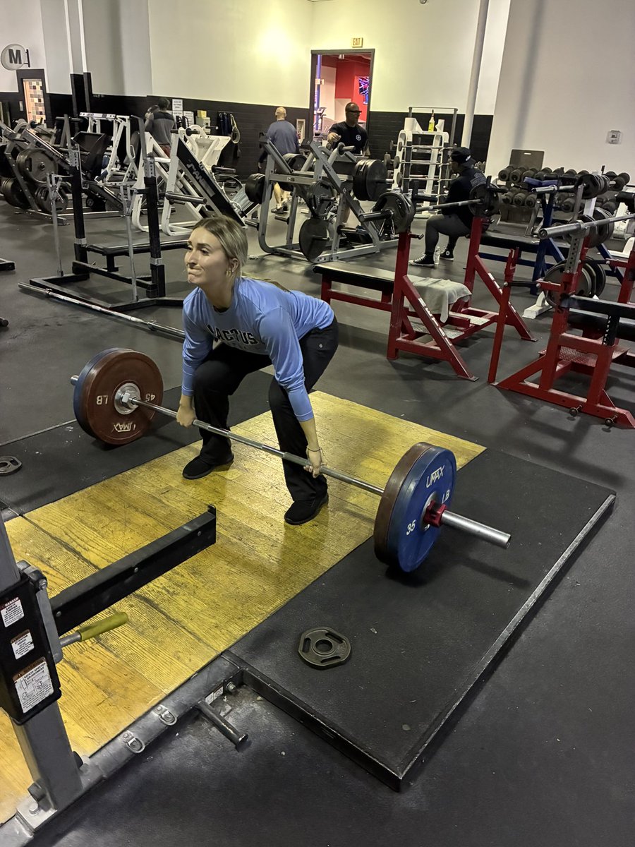 ciara_anthony_'s tweet photo. On Wednesdays we work. Strength and explosion.
@AZBoltsWalding @PCBearsSoftball @kja5144 https://t.co/AJq3tO9OIL