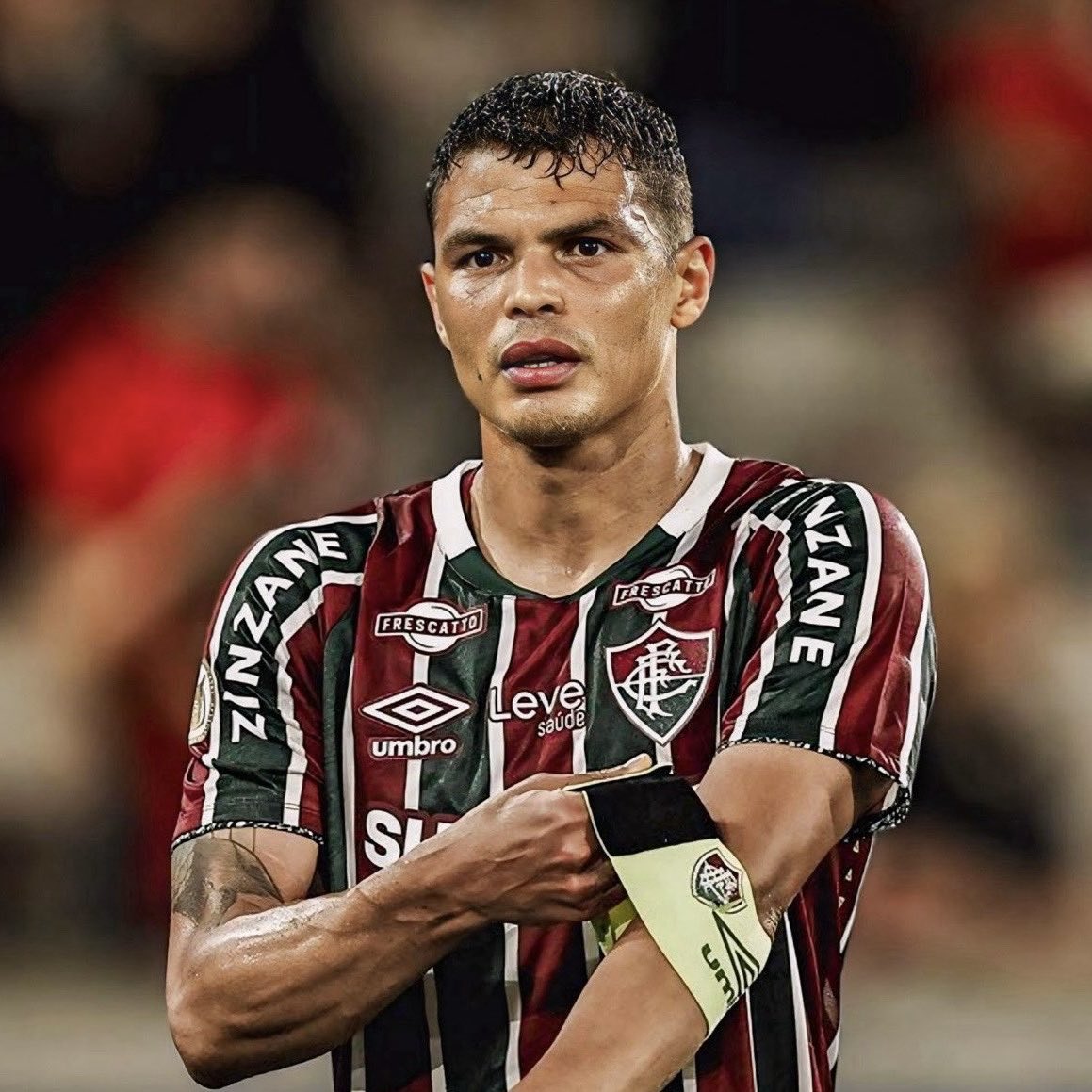 公式発表】 🇧🇷チアゴ・シウバがフルミネンセ退団