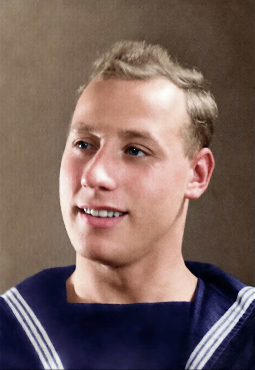 MemoryStudioUK's tweet image. My grandad Fred, photographed after returning from the Navy in the 1940s. Restored to preserve the man and the moment. Removed the damage while keeping the photograph real. Now with colour added.
#NavalHistory
#VintagePhotography
#PreserveMemories
#FamilyHistory
#Ancestry