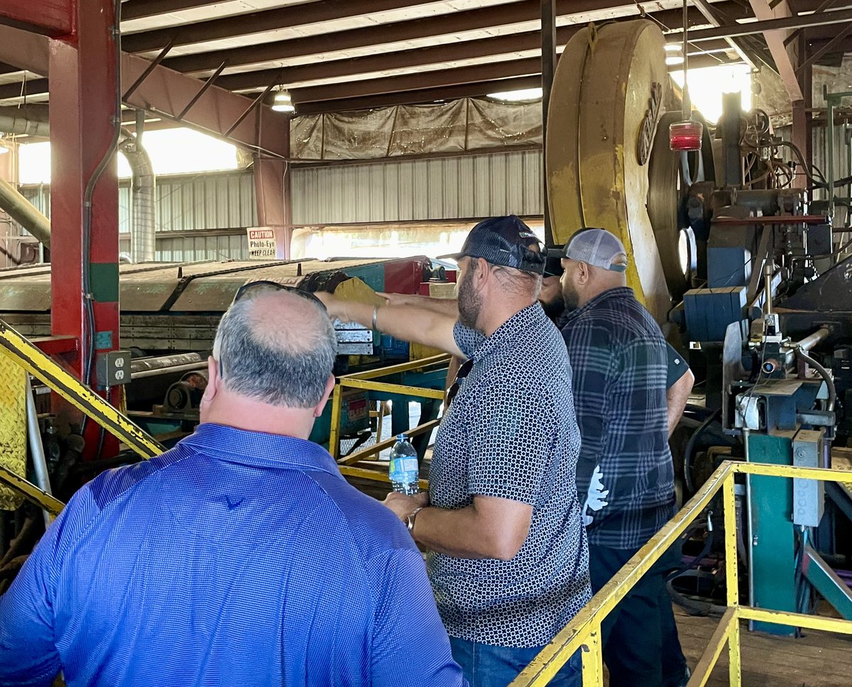 rparmar_BC's tweet image. This spring, I toured the former San Group Port Alberni sawmill, now operated by Fraserview Cedar.

They stepped up and brought a mill back from the brink, restoring jobs in the community. They took a real risk, and in doing so are giving new life to a forestry town.

#ForestryBC