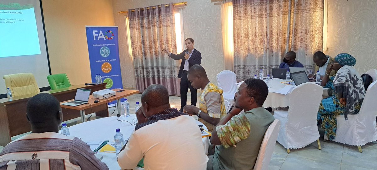 FAOBurkinaFaso's tweet image. La @FAOBurkinaFaso, en collaboration avec le @Marah_BF, accompagne le @burkina dans le renforcement du suivi et de l’analyse des politiques agricoles et alimentaires, au service de systèmes agroalimentaires plus performants et inclusifs.