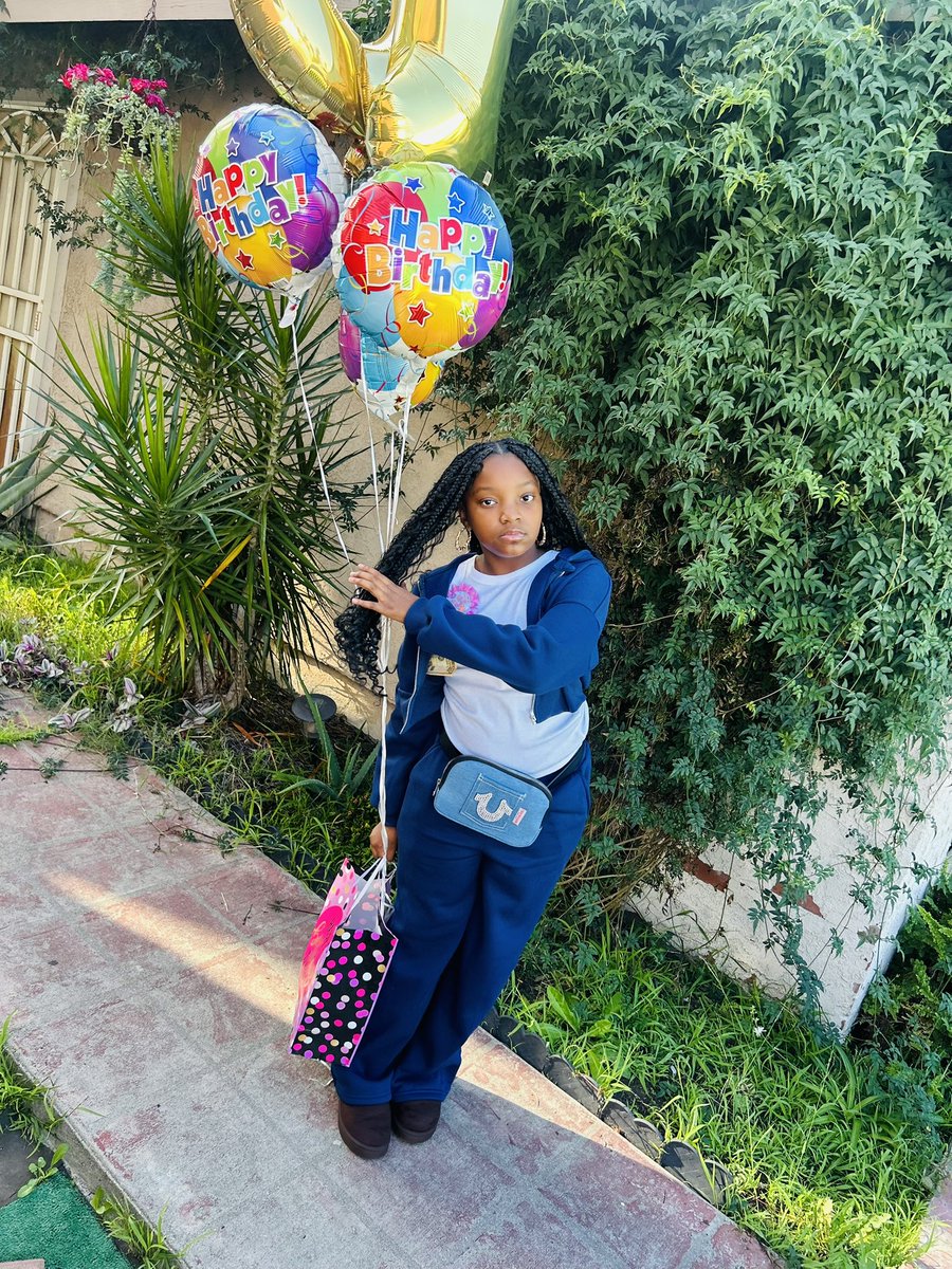 NaeeJaa's tweet photo. Big10 💞🥳🎉 https://t.co/PpiqUqnriM