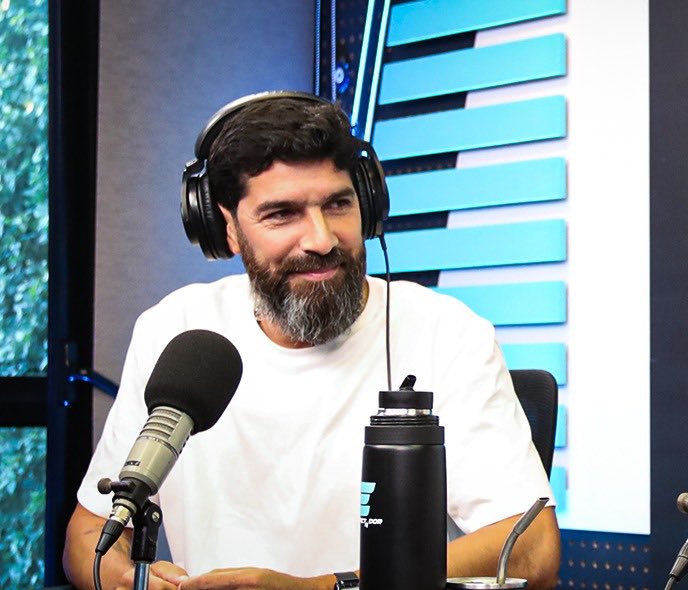 “Hay que cuidar a los Coates, Lodeiro... Ganadores, exigentes y competitivos. Lo tenés que cuidar porque no tenés mucho”

✍️ Sebastian Abreu AHORA en Vamos que Vamos por <a href="/ElEspectadorUy/">El Espectador Deportes 🔊</a>
 
📻 810 AM • 92.5 FM
▶️ youtube.com/live/BU9rWHeLT…