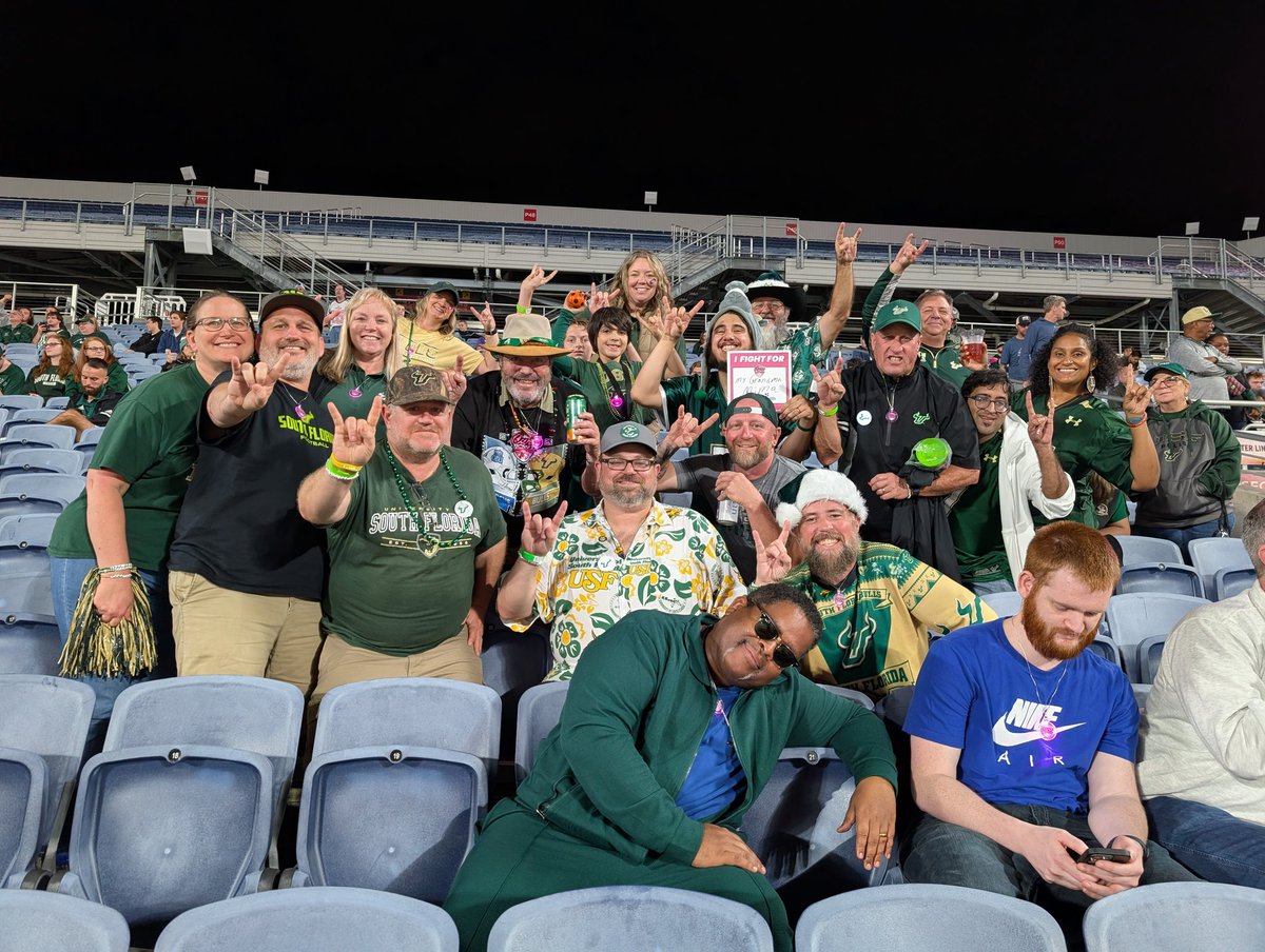 ChrisPughUSF's tweet photo. #USFTwitterHerd https://t.co/BAwqBVWneX
