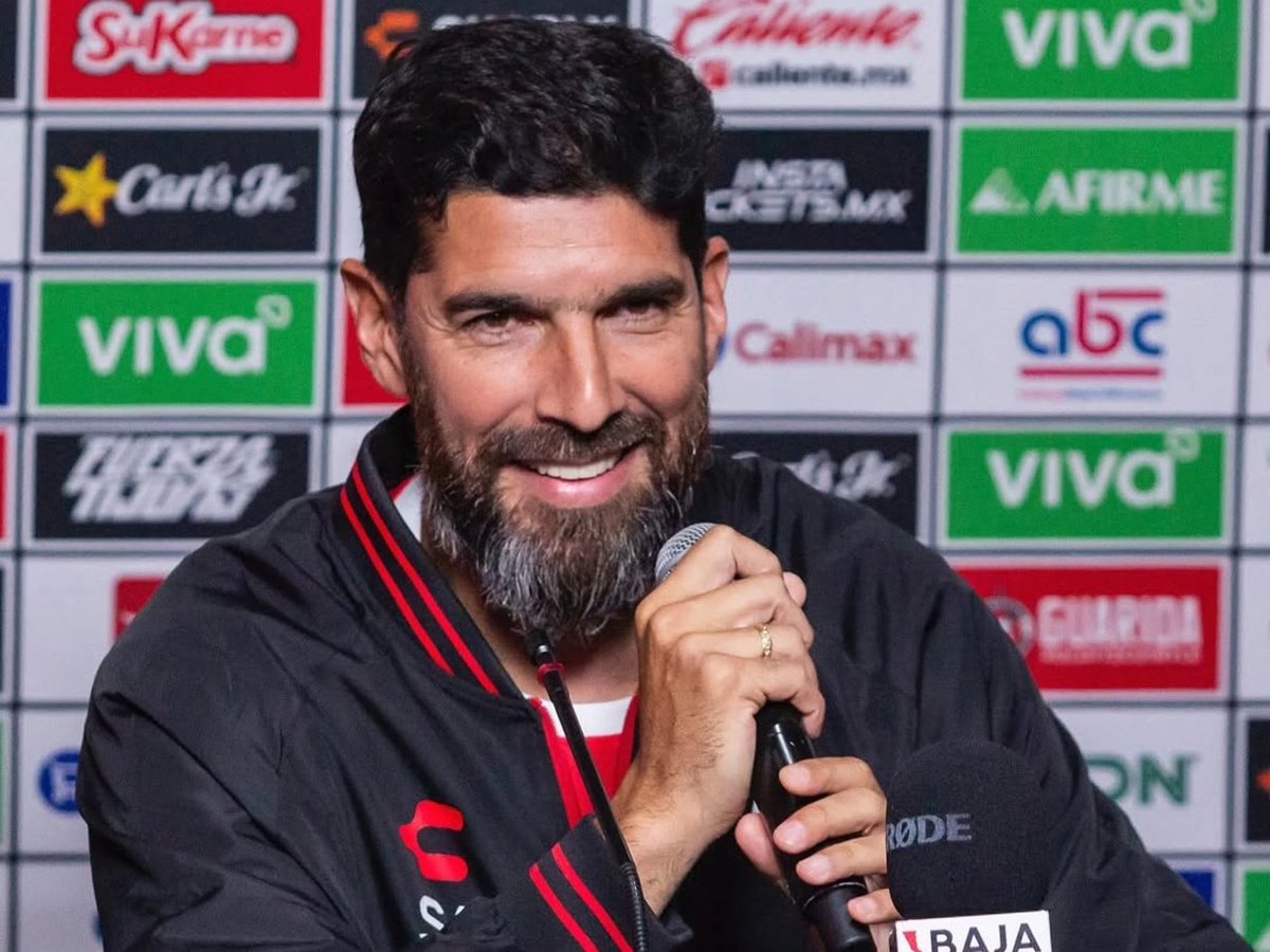 “El éxito del DT es lo que le pasó a Russo y al Maestro Tabárez. El afecto y el reconocimiento de los jugadores”

✍️ Sebastian Abreu AHORA en Vamos que Vamos por <a href="/ElEspectadorUy/">El Espectador Deportes 🔊</a>
 
📻 810 AM • 92.5 FM
▶️ youtube.com/live/BU9rWHeLT…