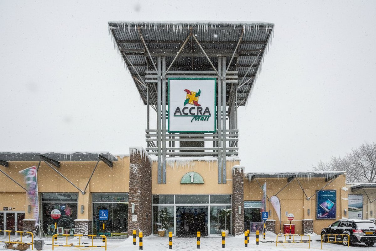 KniiStitches's tweet photo. Christmas at Accra mall
Come let's chill https://t.co/XjZQp1YYED