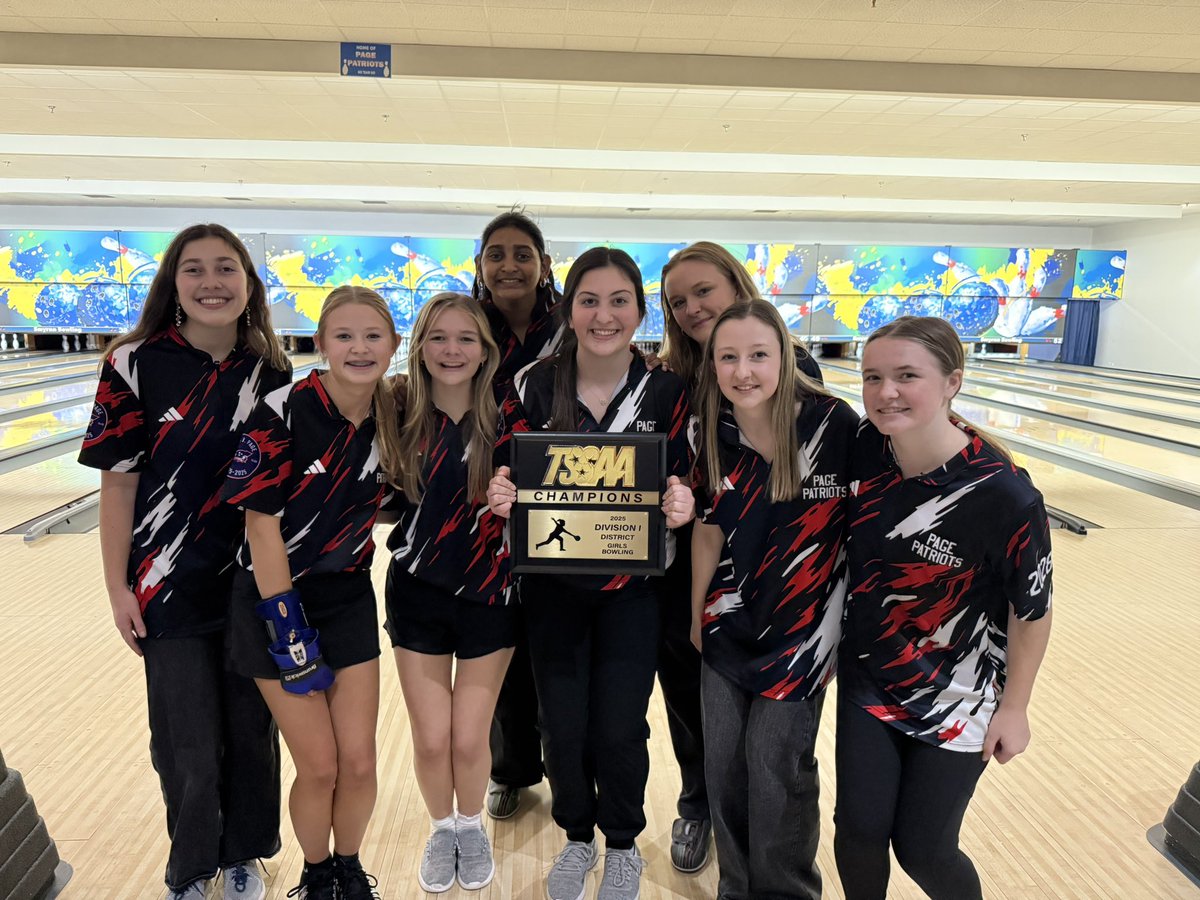 wcsTSMSah's tweet photo. Your @wcsPHSathletics Patriots are the district 6 Champs! They extend their streak to 3 in a row with their 20-7 win over @wcsNHSathletics @PHSBooster @wcsCOAthletics https://t.co/WjqBJRJE9f