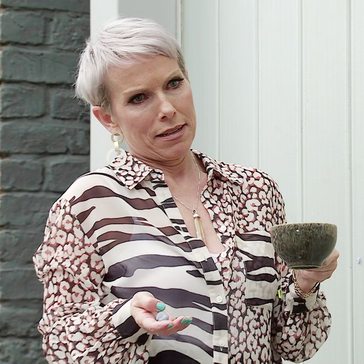 LikeATattoooooo's tweet photo. 61 // Debbie Webster
Played by Sue Devaney, 1984-1985, 2019, 2020-present

Us fans were trying to tell #Corrie for years to bring back Debbie and we've been proved right. She has been insanely good and if I had my way she'd be around for 20 more years.

#CorrieCountdown https://t.co/KXOqpcGYAs
