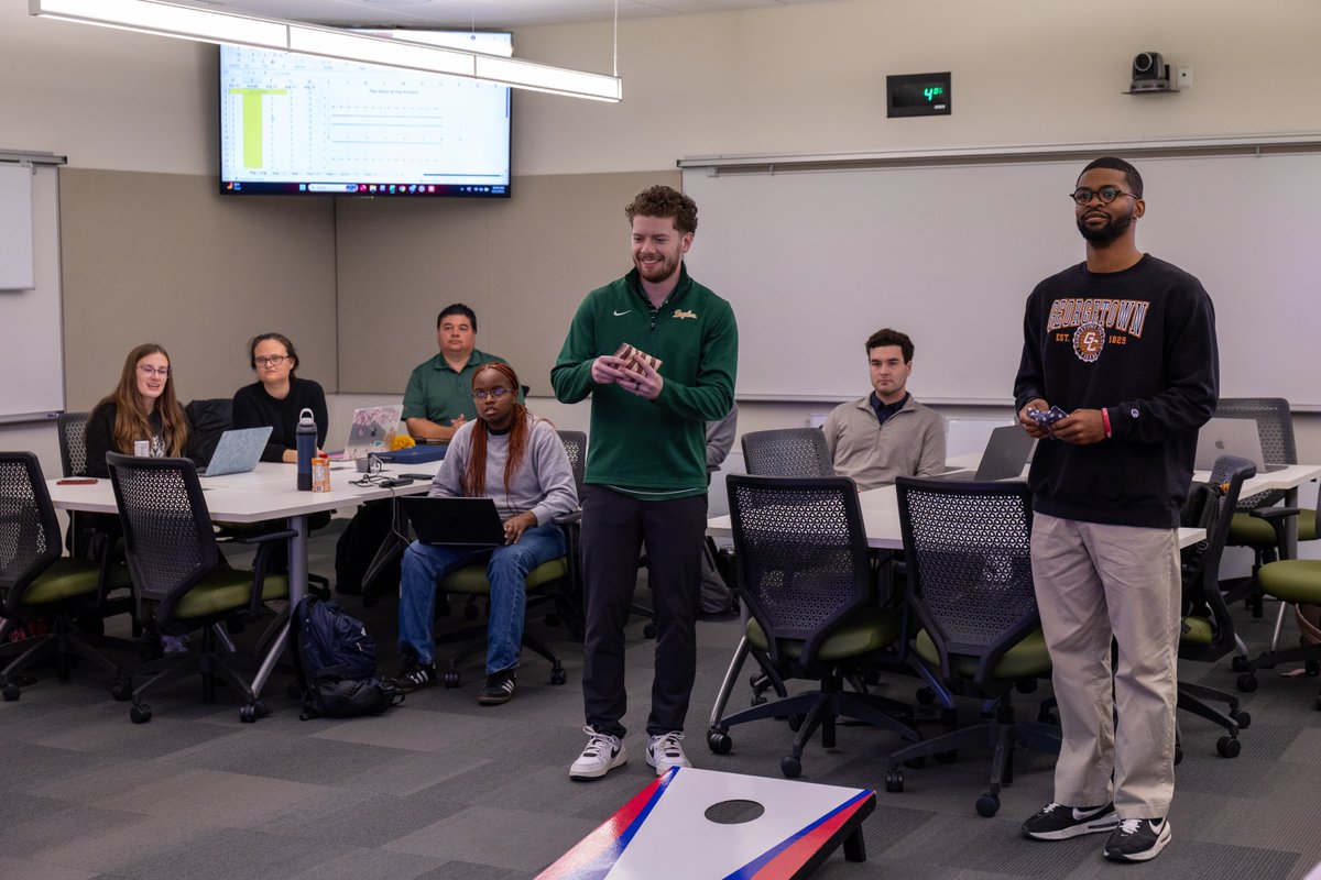 This month, our students found a creative way to learn Six Sigma. Pedro Reyes’s class used a cornhole game to illustrate “the voice of the process” — a fun, innovative approach that brought classroom concepts to life. #BaylorMBA