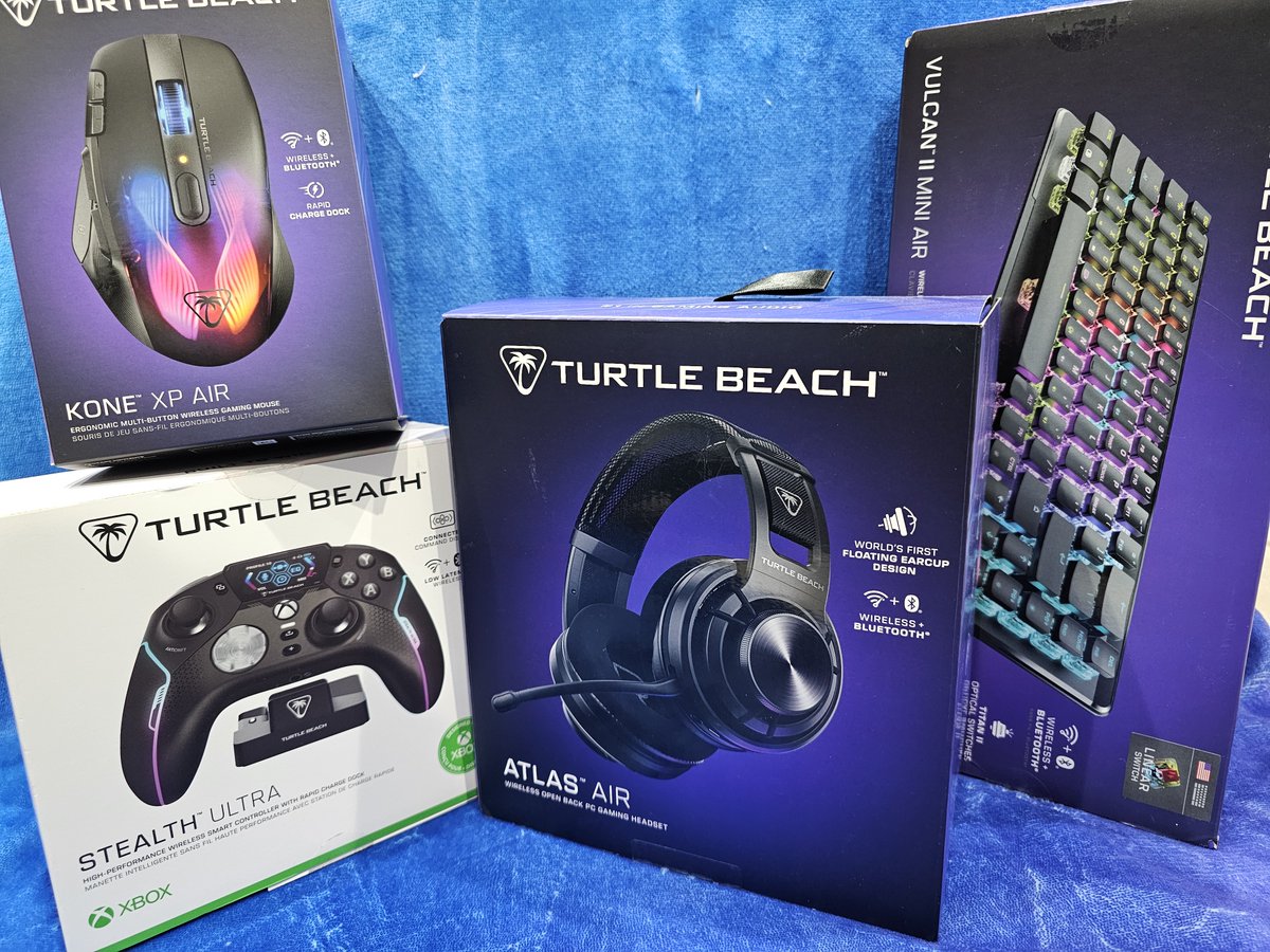 EnragedCinema's tweet image. GIVEAWAY HAPPENING! 🎁🚨

We’ve teamed up with @TurtleBeach to hook ONE lucky winner up with an Ultimate Holiday Gaming Kit 🧊🔥

Top-tier gaming gear + cozy merch to keep you warm and locked in all winter.

👉 Enter below 👇
⏰ Ends soon!

👉 gleam.io/ACAv0/turtle-b…