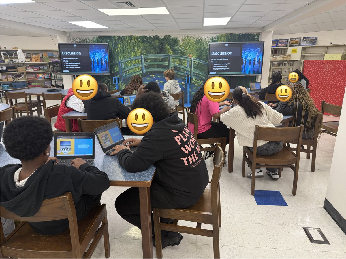 Nothing like some AI prompting with Google’s “Say What You See” to keep kids engaged and teach them about prompting. Kids had a blast and were locked in the whole time! <a href="/JeraldsNick/">Luther Nick Jeralds</a> #adventuresinteaching