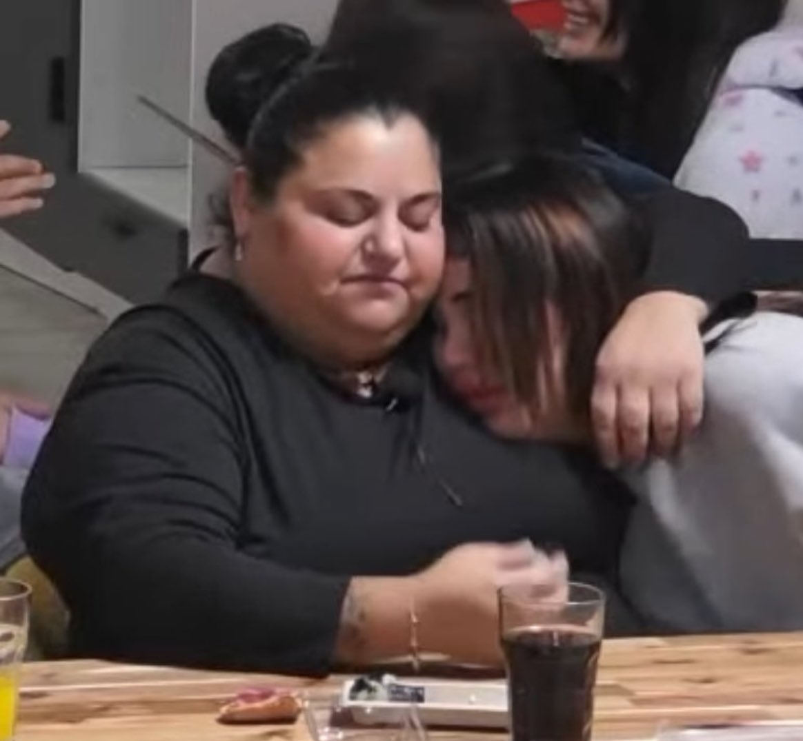 abu_lux's tweet photo. madre e hija ❤️‍🩹 #LaCasaDeLosGemelos2D10 #LaCasaDeLosGemelos2D11 https://t.co/SDNSNoS8W8