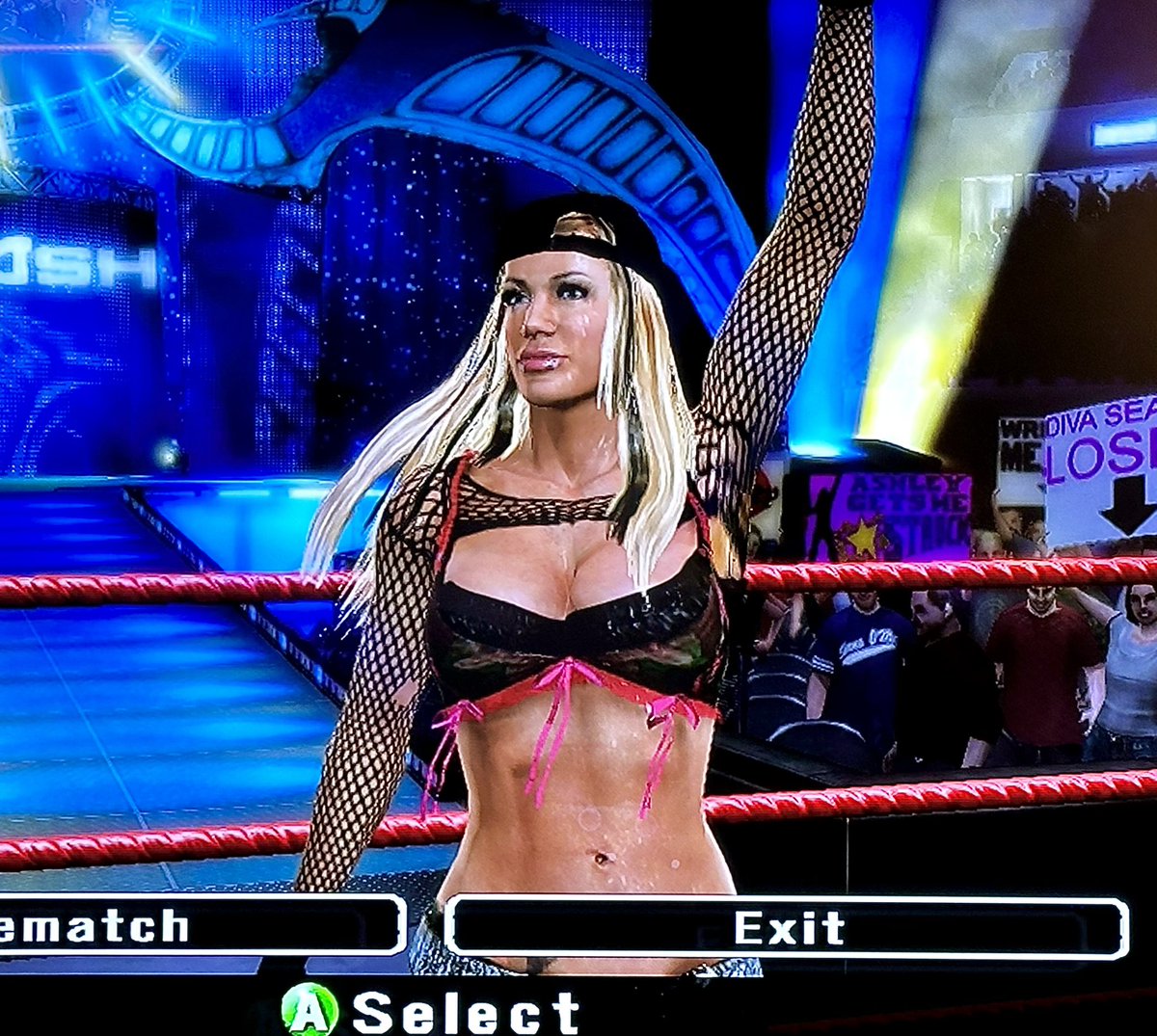 PUNxALXXX's tweet photo. 🖤🔥🖤
#SvR08 #AshleyMassaro https://t.co/FXX5jcTkqK