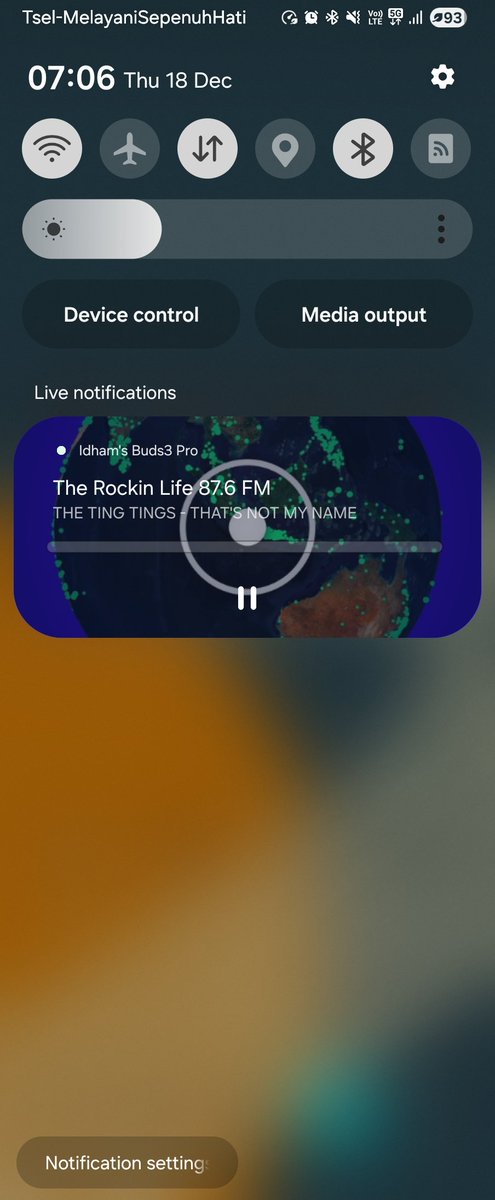 damsdude's tweet photo. Soo nostalgic. Thx for playing this @TRL_Jakarta 🤸‍♀️🤸‍♀️ https://t.co/4K5S5wN5L3