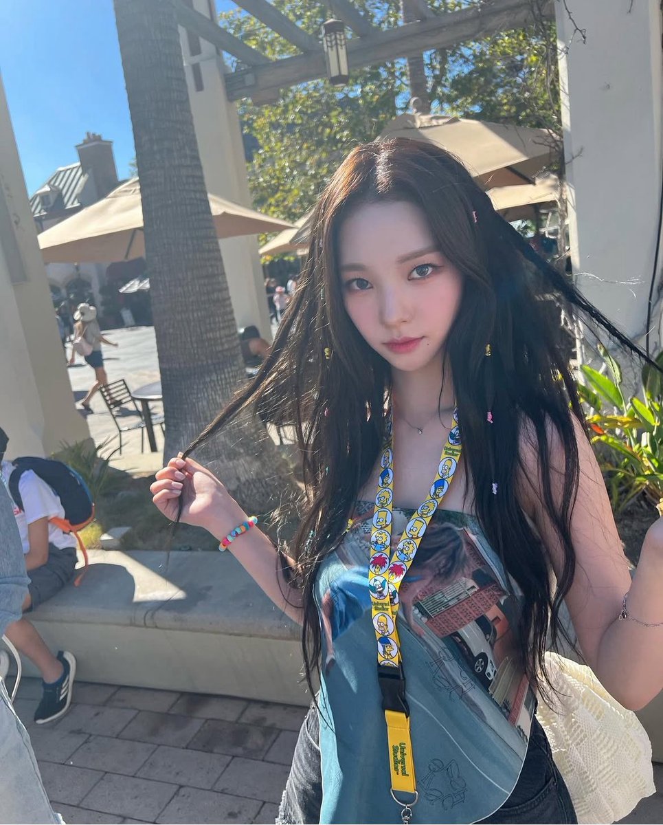 𝐥𝕚𝐟ǝ’𝚜 𝕥o͞o æ𝐫𝕚a𝐥 ! ♡ tweet media