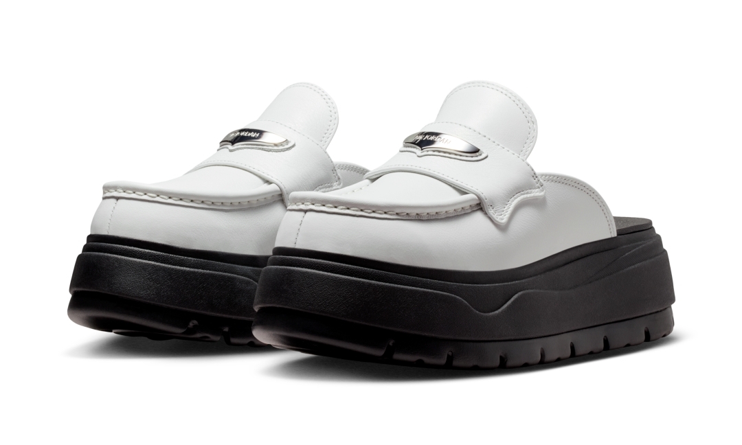 2026年 1/1 発売】 NIKE W AIR JORDAN Loafer Mule “Summit White