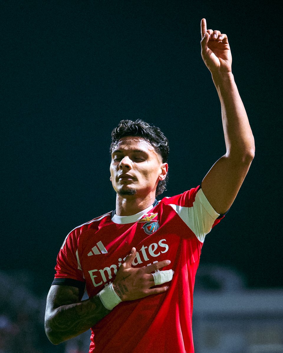 SL Benfica tweet media