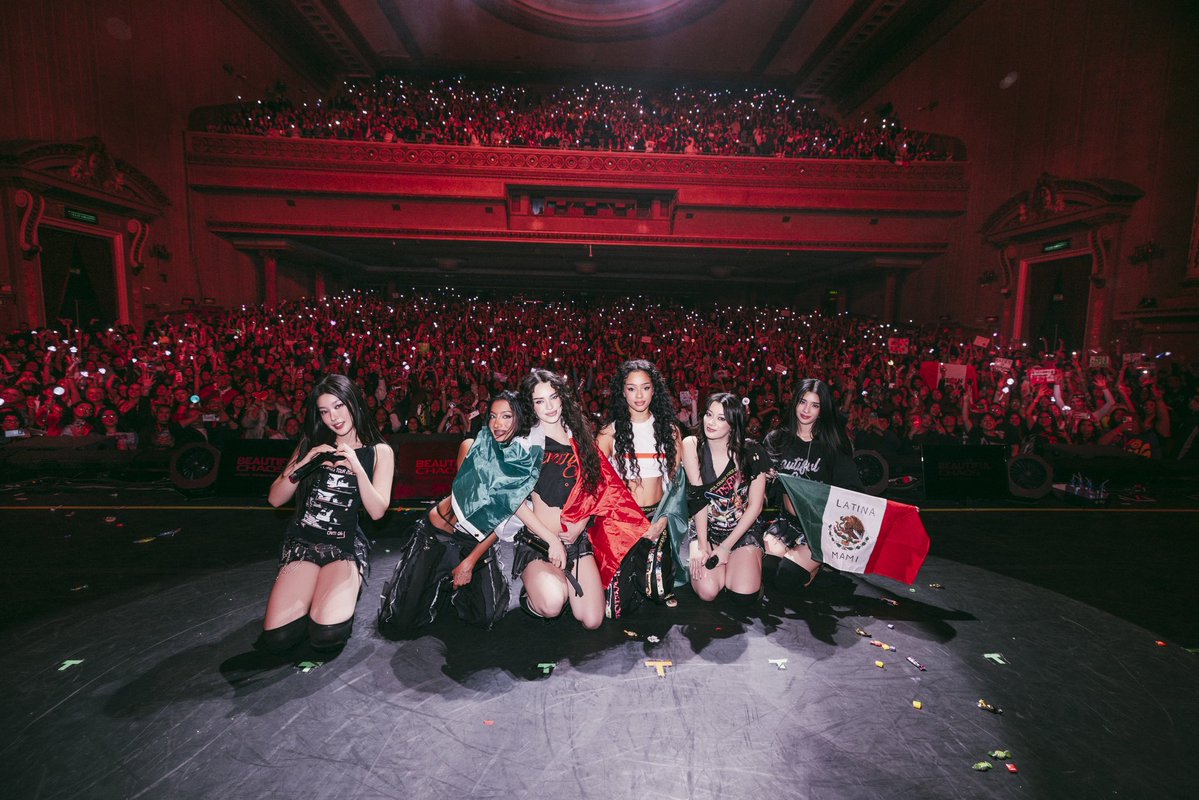 katseyeworld's tweet image. Mexico City, TE AMO!! you showed up with so much love and ending this chapter with you was unforgettable. we walked off stage feeling so proud and grateful. the BEAUTIFUL CHAOS tour was a chapter we will never forget and that’s all thanks to our EYEKONS. thank you for continuing…