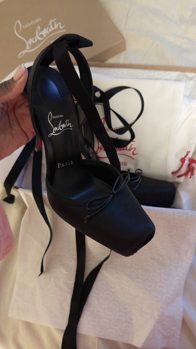 Louboutin 🖤