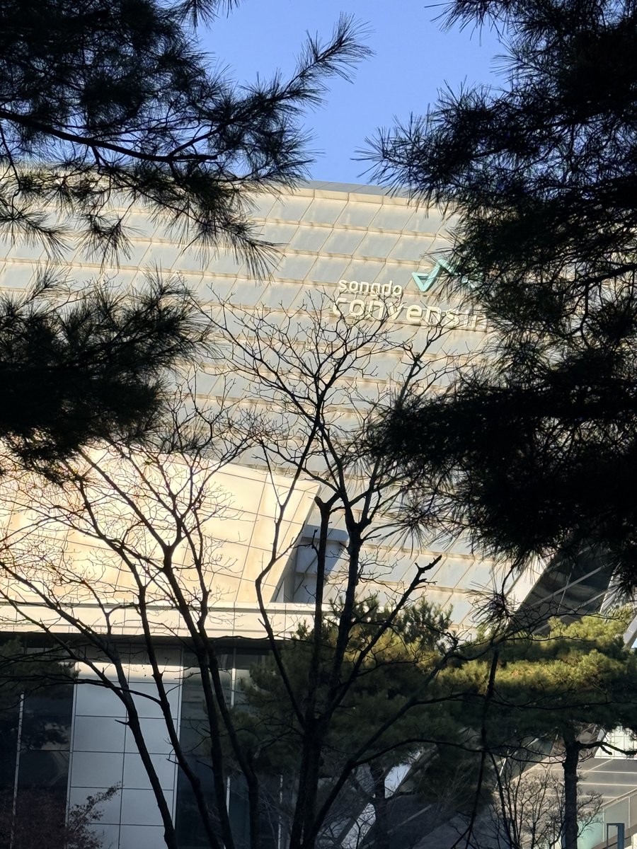 오타쿠들 짱많이 오겠지?