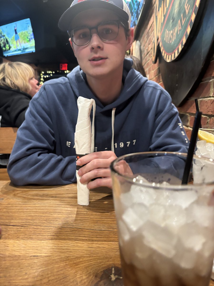 Have a blind date and this chud shows up #catfish #chud #fml