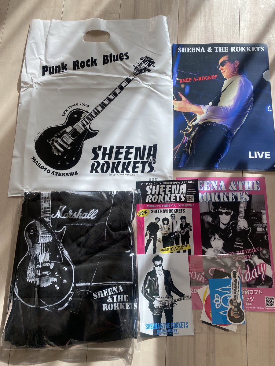 そいえばシーナ&ロケッツ鮎川誠さんのTシャツ届いてた ♪───O