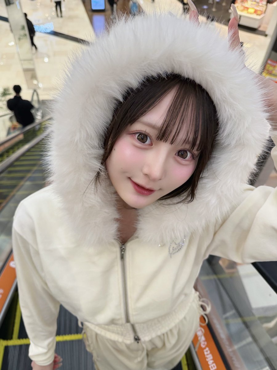 marin__fm1017's tweet photo. おはよ⛄️❄️🎀 https://t.co/mVlWKICKAg
