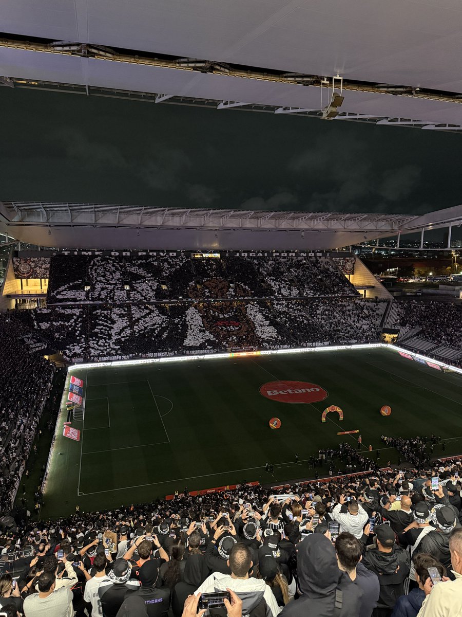 Corinthians's tweet image. QUE MOSAICO ABSURDO, FIEL!!! 👏🏾👏🏾👏🏾👏🏾

#TodoPoderosoTimão
#SCCPxVAS (0-0)
#VaiCorinthians