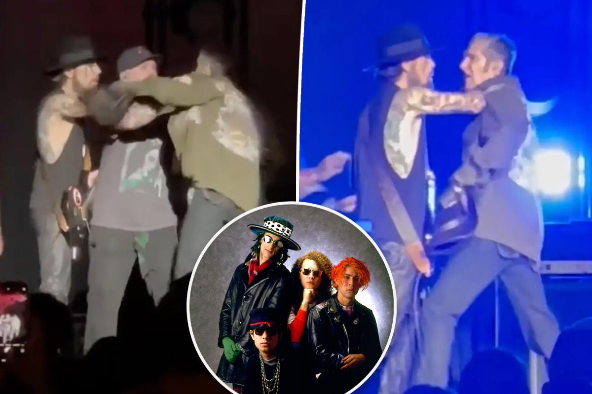 nypost's tweet photo. Jane’s Addiction officially breaks up after explosive onstage fight involving Dave Navarro, Perry Farrell https://t.co/ADYXwPVqqn https://t.co/3kkC5dHYzE