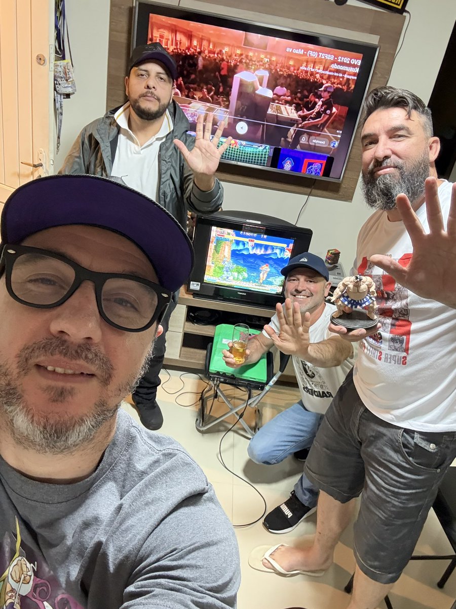 RevolutionSticks tweet media