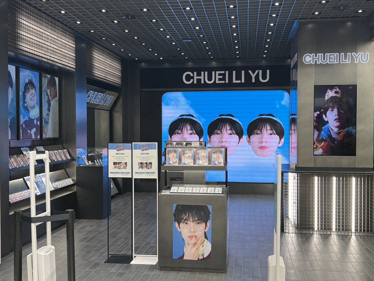 MINIRECORD_SHOP's tweet photo. [📢] 
#최립우 #CHUEILIYU
Single Album 'SWEET DREAM' 발매 기념
🍀OLIVEYOUNG OFFLINE STORE OPEN🍀

📍올리브영 명동역점
🗓️25.12.18(목) 10:30 ~ 26.01.05(월) 22:30 (KST)

📍올리브영 홍대놀이터점
🗓️25.12.18(목) 10:00 ~ 26.01.05(월) 22:00 (KST)

🎁Photobook Ver. 구매 시,
미공개 포토카드 3종 중 1종 랜덤 증정(A ver.)
🎁FaNCy Ver. 구매 시,
미공개 포토카드 3종 중 1종 랜덤 증정(B ver.)
(온/오프라인 특전 이미지 동일)

✨스페셜 이벤트 (오프라인 only)
구매자 중 6명 추첨 사인 폴라로이드 증정
(지점별 3명 추첨)

#SWEET_DREAM #UxYOUxU #미니레코드
@cliyu_official