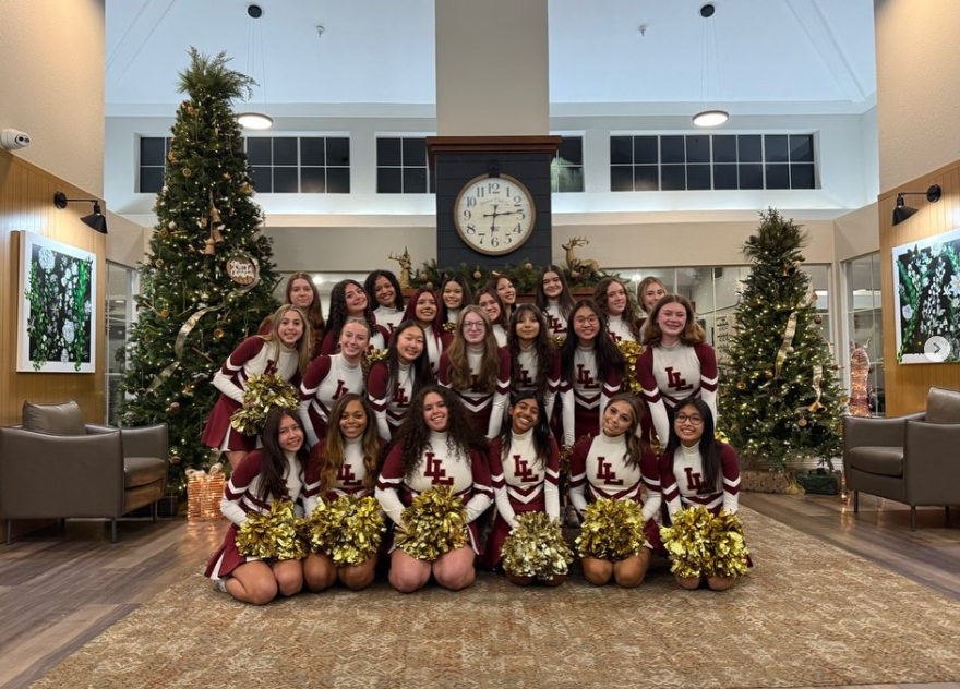 The Las Lomas Cheerleaders stopped by Carlton Concord for their annual visit, spreading cheer and school spirit. 📣🎁

This special tradition is always a highlight for our residents and a wonderful reminder of the joy that comes from community and connection.