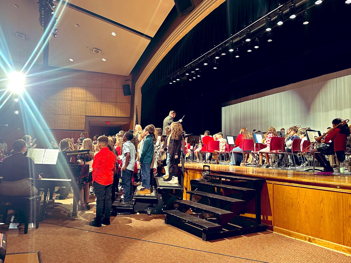 Ms. Amodeo tweet media