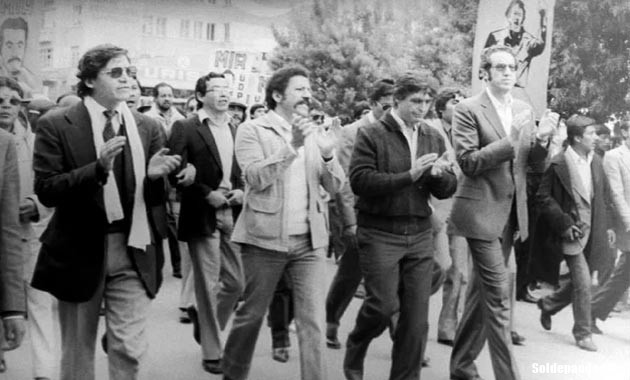 SoldePando's tweet image. EL RETORNO DE TOÑO ARANÍBAR | OTRA VÍCTIMA DE LA PERSECUCIÓN NEOESTALINISTA DE EVO MORALES | Fundador histórico del MIR junto con Jaime Paz y Oscar Eid. Vivió en el exilio durante 21 años. Su retorno simboliza una rearticulación democrática…
LEER MÁS | soldepando.com/volvio-al-pais…