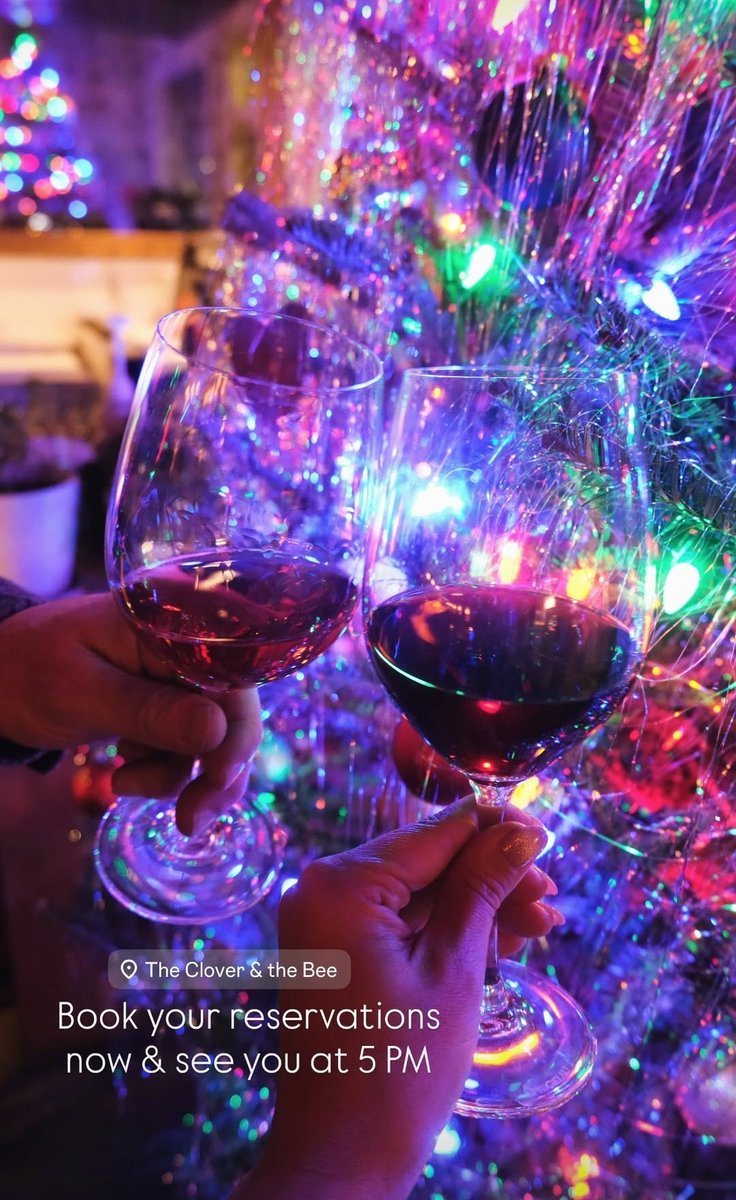 Holiday Pop-Up starts NOW. 5pm every night the 12/23 <a href="/cloverstl/">cloverstl</a>....🎅🏼🎄🦌🎁☃️