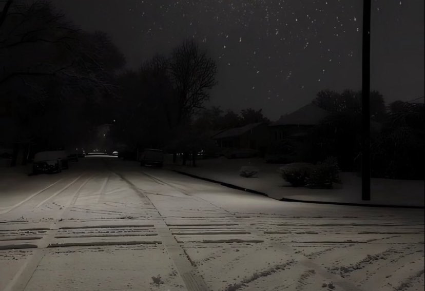 #ثلوج_حايل
حائل صارت موسكو 
❄️❣️