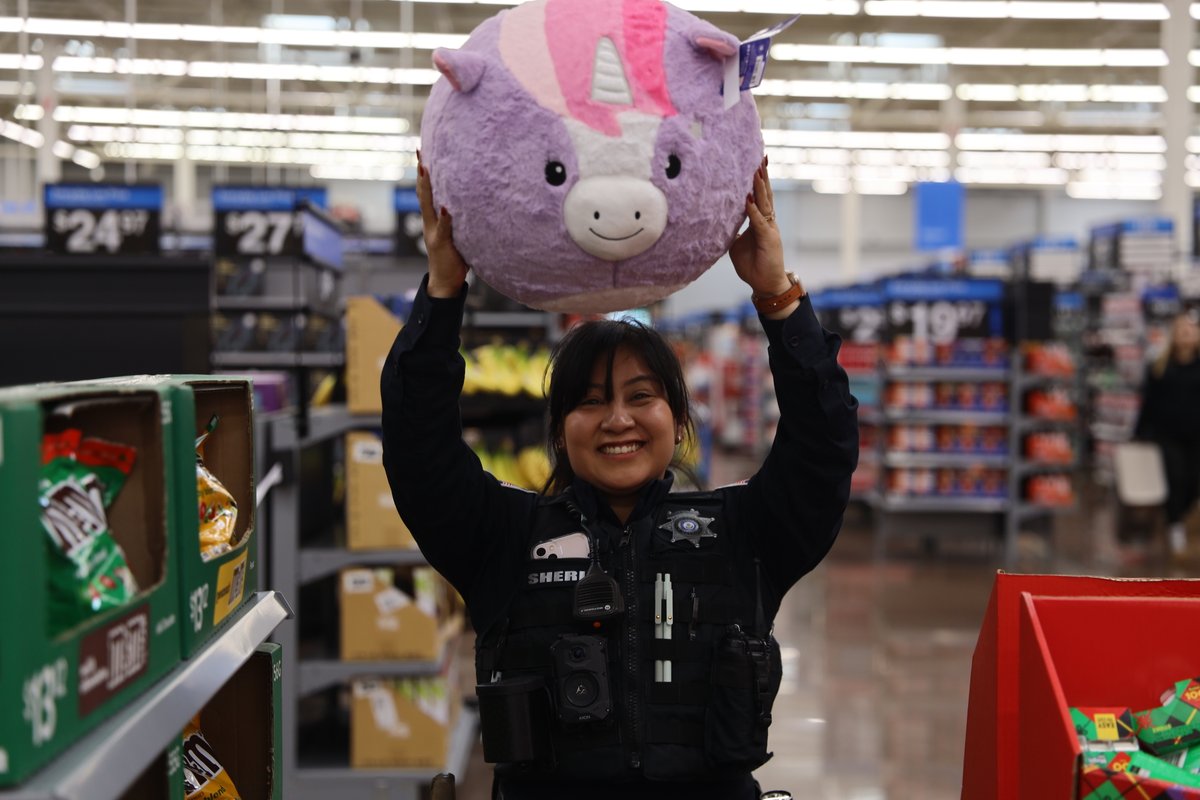 AdamsCoSheriff's tweet photo. The holidays are almost here, and #ACSO is helping spread some cheer. Today, @Walmart on 136th Av. in Westminster welcomed us for #ShopWithACop. Gifts purchased will support our Toy Drive with @adamscountyfire for families needing extra help this season. https://t.co/kC7g0FW9xH