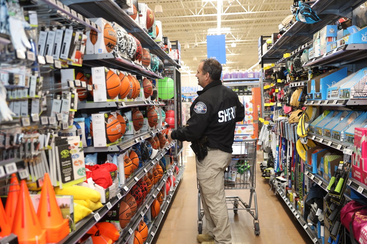 AdamsCoSheriff's tweet photo. The holidays are almost here, and #ACSO is helping spread some cheer. Today, @Walmart on 136th Av. in Westminster welcomed us for #ShopWithACop. Gifts purchased will support our Toy Drive with @adamscountyfire for families needing extra help this season. https://t.co/kC7g0FW9xH