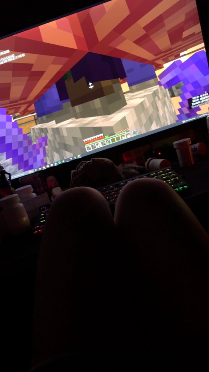 bailkeni's tweet photo. on that grind!! come check out the free OF tho 🤭 https://t.co/TWOa1DBwFZ
