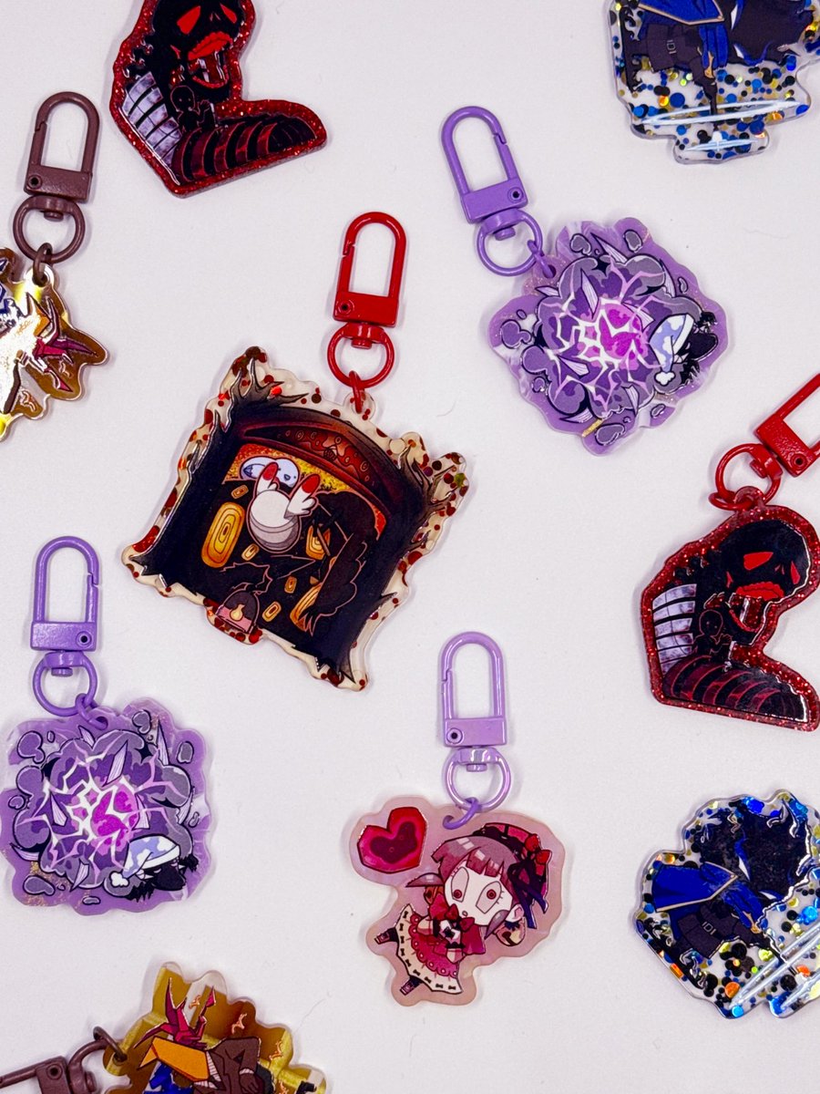 PotentialFA's tweet image. Abnormality Charms ✨
Collab with @gladhandinhand