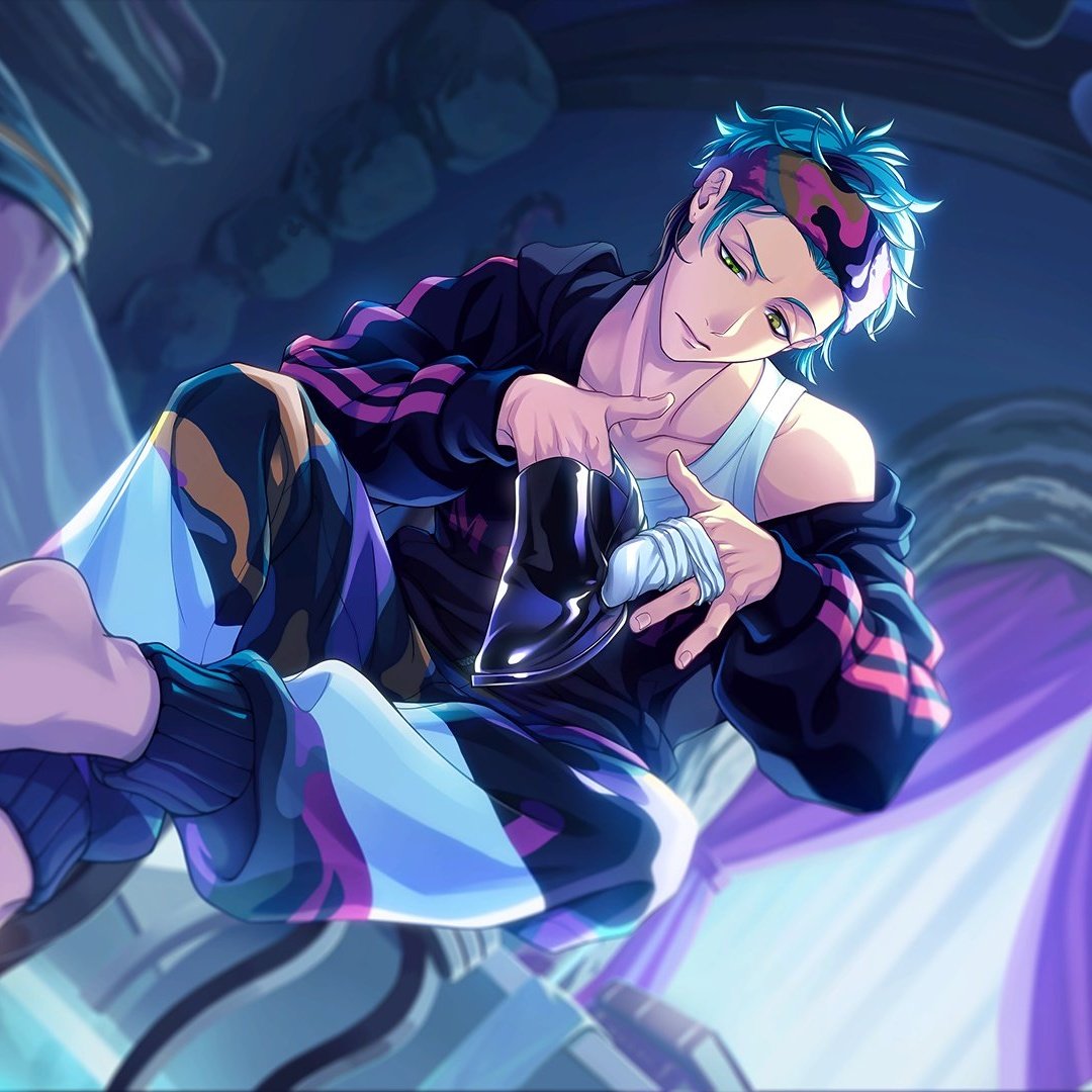 losatsea's tweet image. I love Floyd with whatever he's doing and he's so adorable by just chill and doing all these stuff