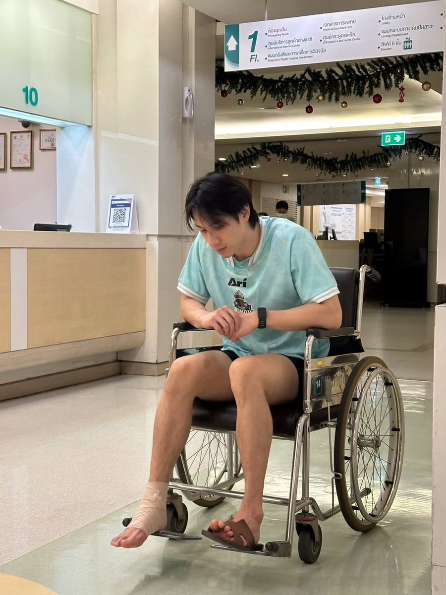 AaewU's tweet image. ไม่อยากให้เธอเป็นอะไรเลย นอกจากเป็นคนของเรา ขอให้หายไวๆนะคับ
18/12/2025
IG update : brightrpp
@brightrpp_ 
#brightrpp
#BrightRapheephong
#ไบร์ทรพีพงศ์
Bright Rapheephong