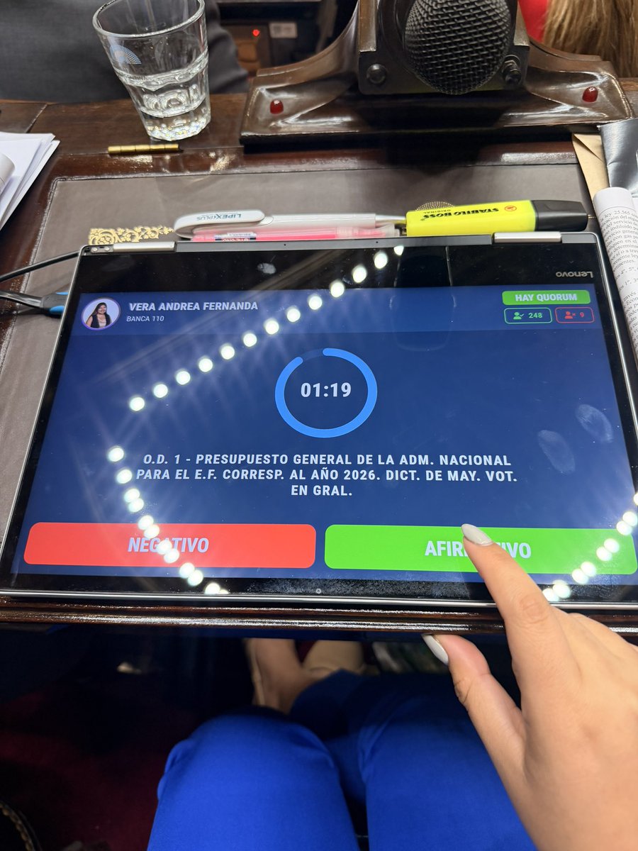 Andrea Vera tweet media