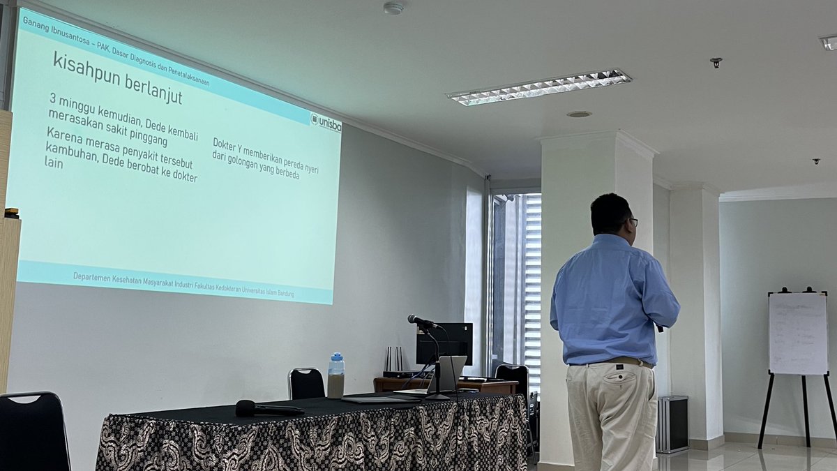 studywithblew's tweet image. welcoming stase kesehatan masyarakat industri 🏭👷🏻⛑️