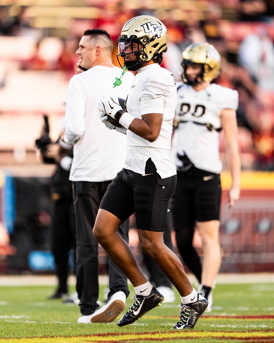 TransferPortal's tweet photo. UCF wide receiver Bredell Richardson is entering the transfer portal, he tells @PeteNakos. 

The 6-foot-1, 180-pound WR has three years of eligibility remaining. 

https://t.co/kSYG7dYADj https://t.co/Vs93NP3kzK