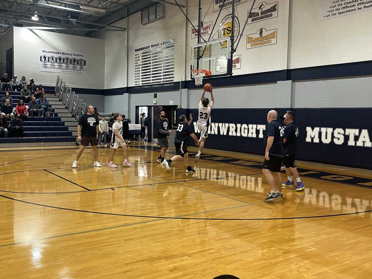 WMS_Mustangs's tweet photo. What an amazing night at the Teachers vs. Students bball game. We are blessed to be a part of such a great community.  Thanks to all that made this fun night possible! The donations will help many families in our community. The teachers may be sore, but they are still undefeated! https://t.co/MZdBwd2jua
