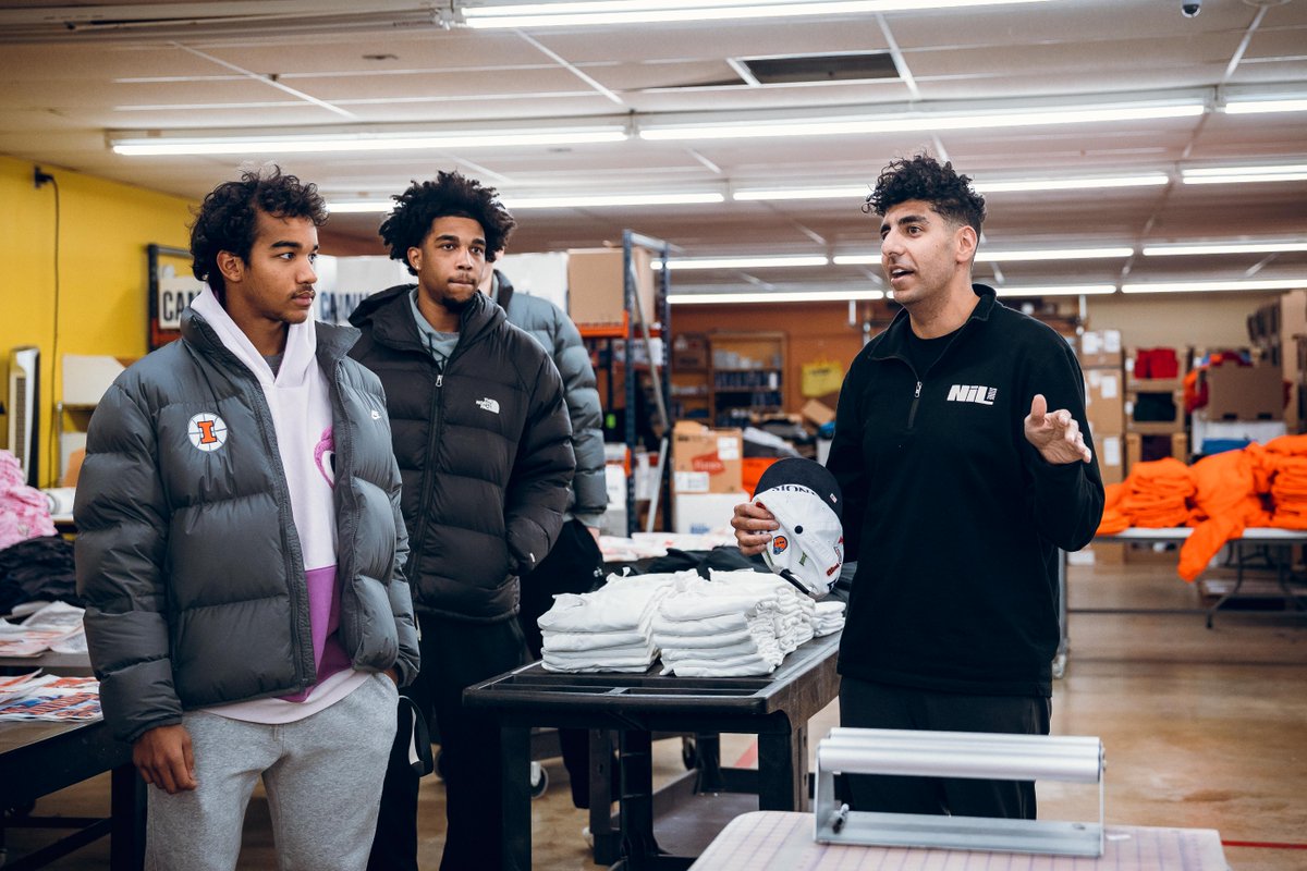 Illinois Men's Basketball tweet media