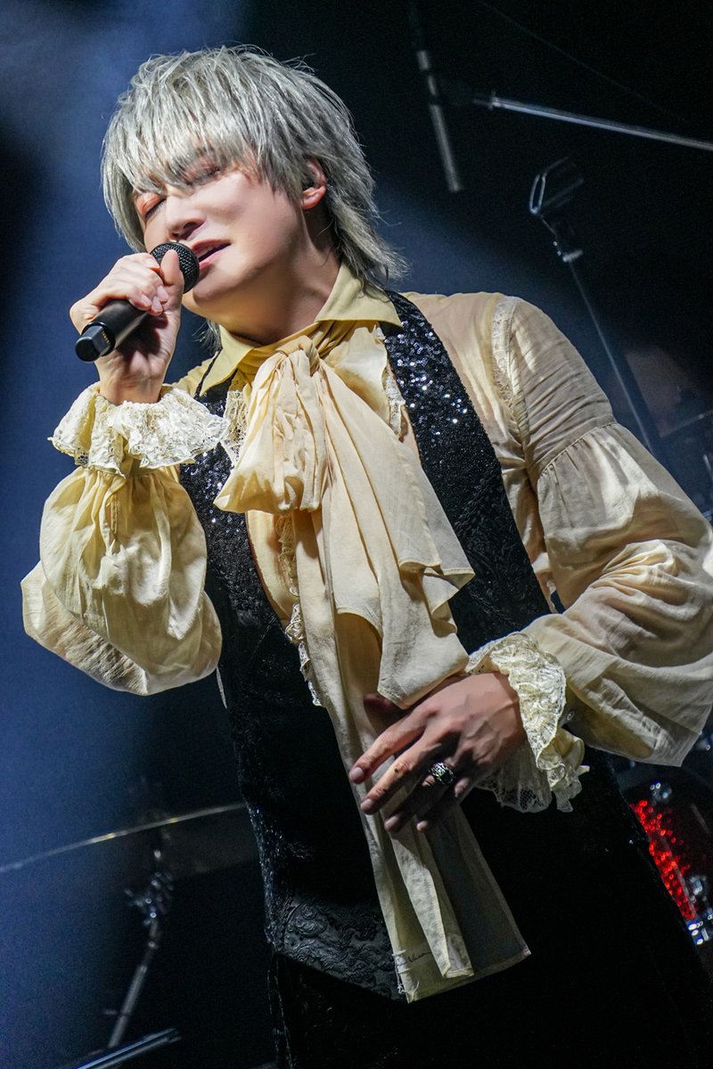 ALICE IN MENSWEAR michi. ソロツアーファイナル配信チケ1/13まで