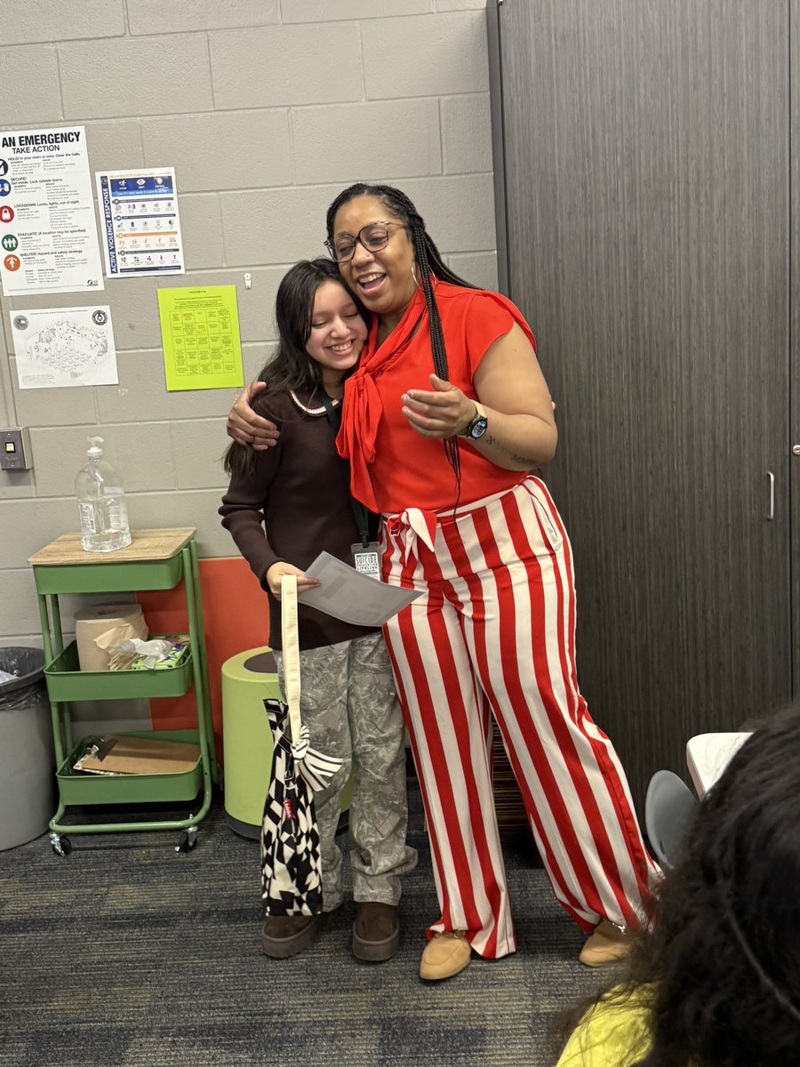 truittcfisd's tweet photo. Congrats to Angy Orellana for being selected as a top winner for an outstanding design highlighting the importance of caring for CFISD technology! @CyFairEdTech #RTP #IBelieve #RememberThePACK #CFISDspirit #ChooseCFISD #PathToAmazing https://t.co/Fx0vwmOvSl