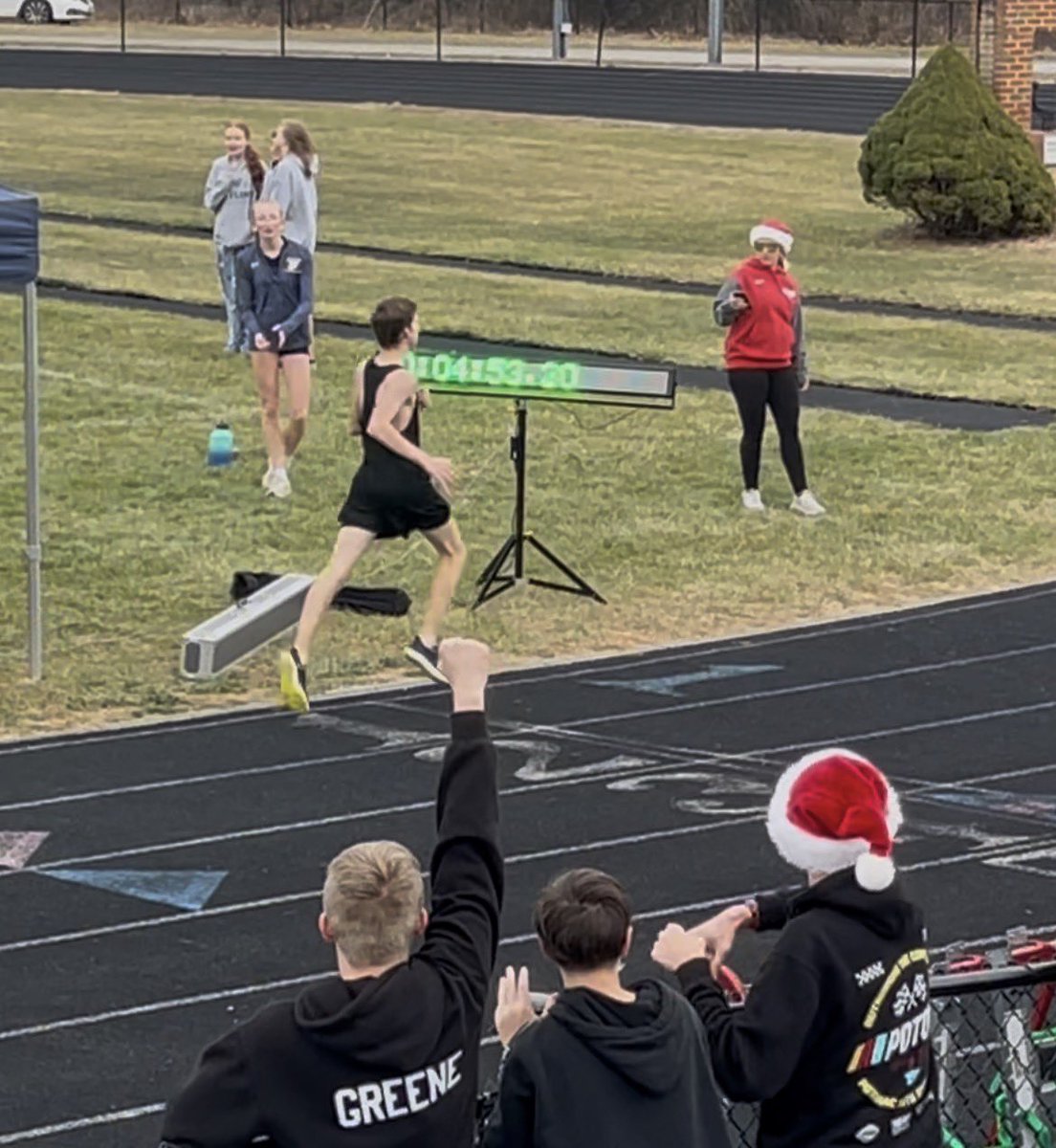 Owen Leatch tweet media